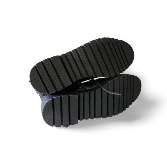 Kendall & Kylie Shiny Black Combat Boots – Lace-Up Platform – Size 8 - Picture 6 of 6